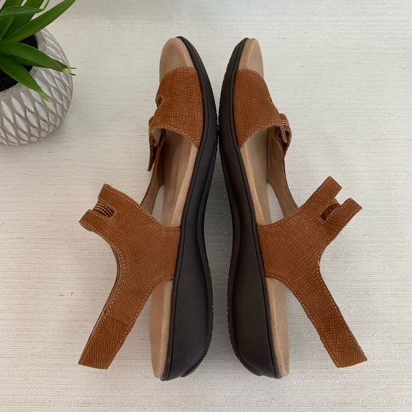 Trotters, Katarina Cognac Leather Strap Sandals Woman’s 7.5M - Picture 9 of 14